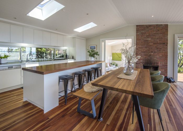 at 120 Aberdeen Road, Campbells Bay, Auckland