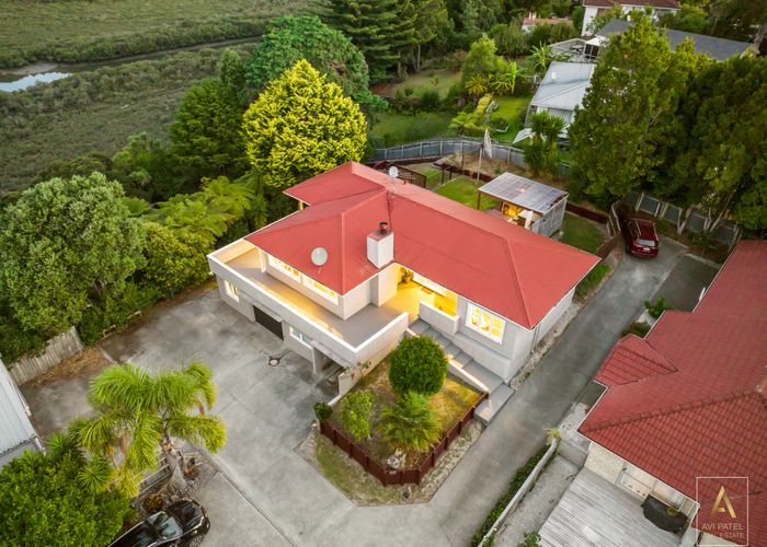  at 345 Triangle Road, Massey, Auckland