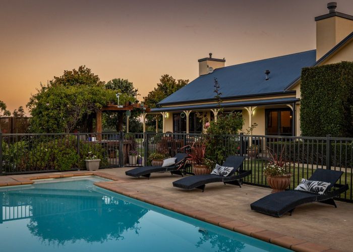  at 20 Breckenridge Lane, Puketapu