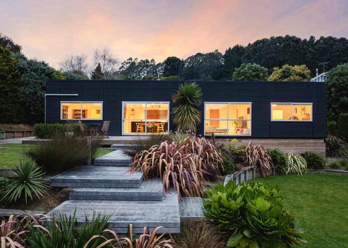  at 35 Waikana Street, Broad Bay, Dunedin