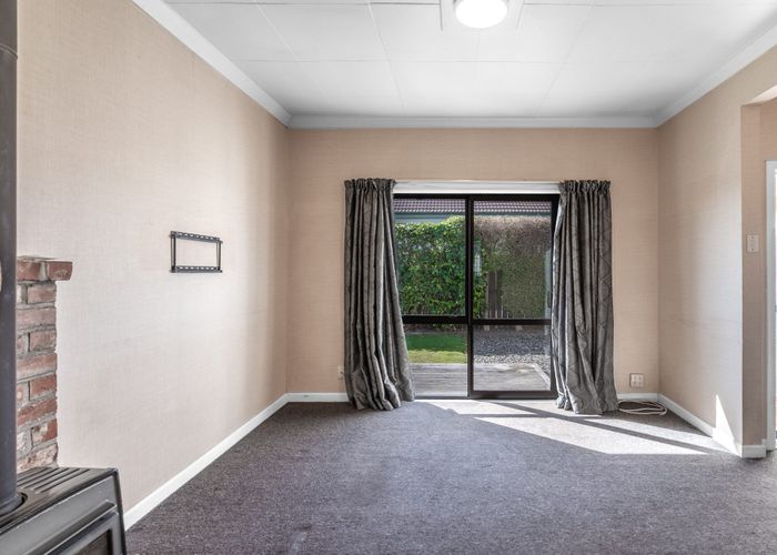  at 142 Ross Street, Grasmere, Invercargill