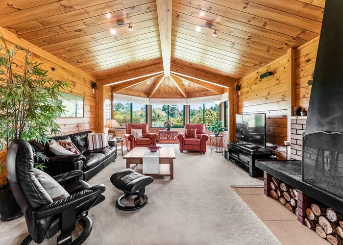  at 66 Parrs Road, Hurworth, New Plymouth