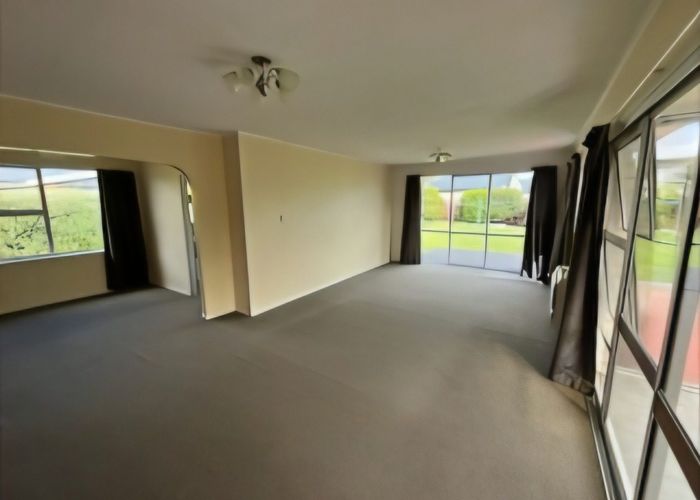  at 27 Charnwood Crescent, Bishopdale, Christchurch City, Canterbury