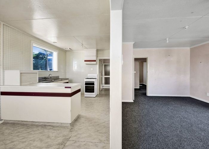  at 6 Buchanan Place, Hawera