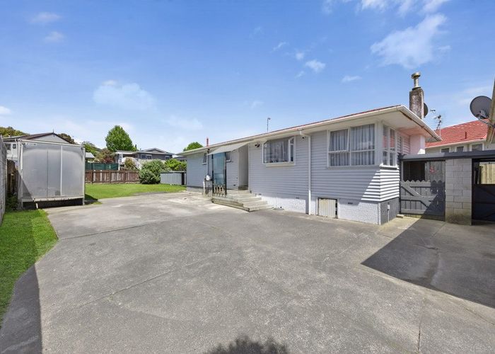  at 1/47&2/47 Larne Avenue, Pakuranga Heights, Manukau City, Auckland