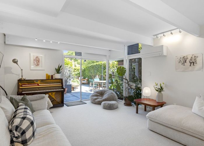  at 108 Winchester Street, Merivale, Christchurch City, Canterbury