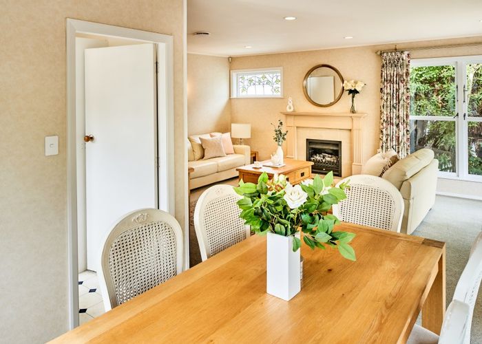  at 196 Karori Road, Karori, Wellington