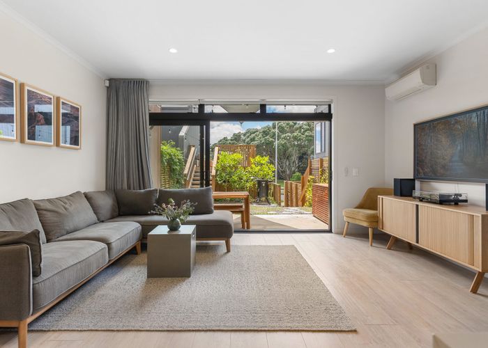  at 15 Hudson Bay Road, Hobsonville, Waitakere City, Auckland