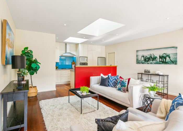  at 307 Karori Road, Karori, Wellington, Wellington