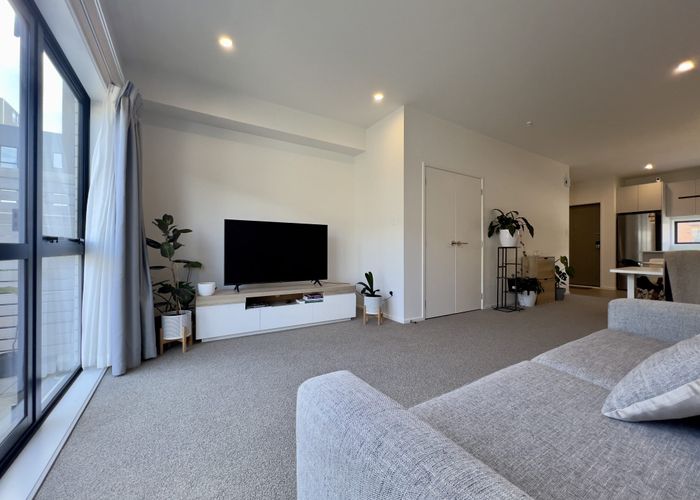  at 84 Mangahoe Road, Mount Wellington, Auckland City, Auckland