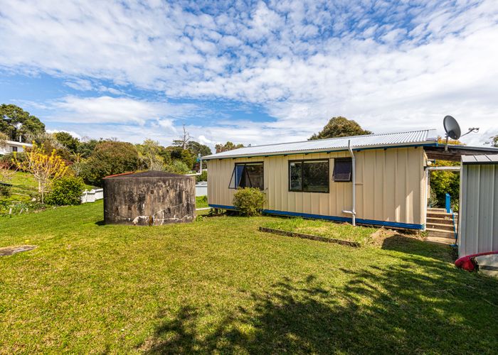  at 10 Kennedy Road, Surfdale, Waiheke Island