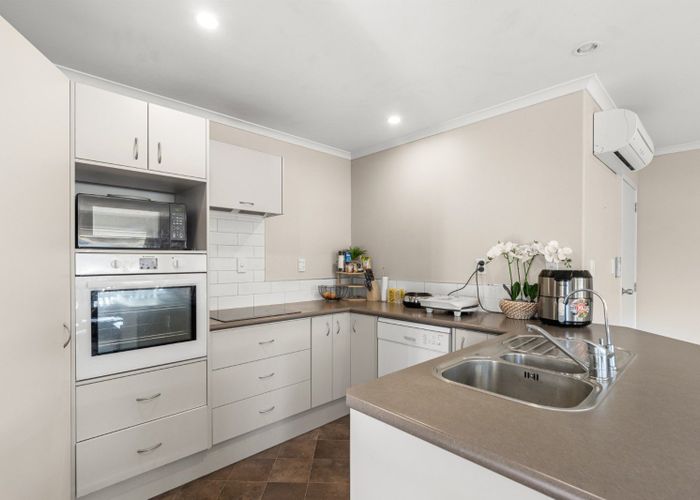  at 93 Kinloch Way, Bethlehem, Tauranga