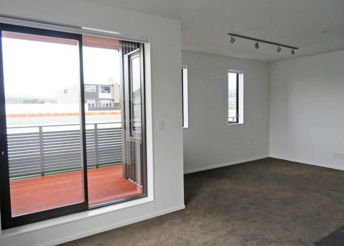  at 215/321 Jackson Street, Petone, Lower Hutt