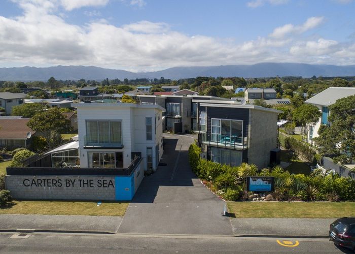  at 27 Marine Parade, Carters Beach, Buller, West Coast