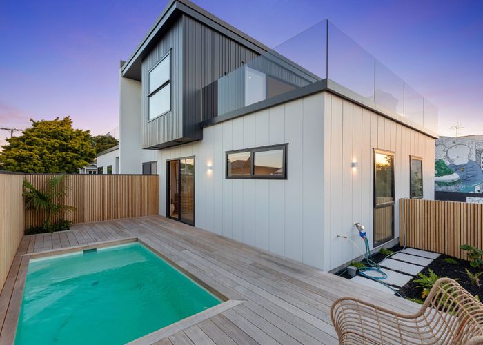  at 12 Pitau Road, Mount Maunganui, Mount Maunganui