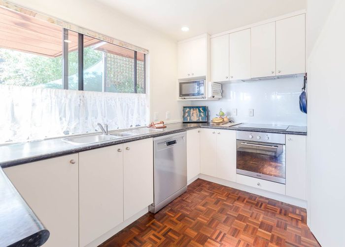  at 1/36 Beulah Avenue, Rothesay Bay, Auckland