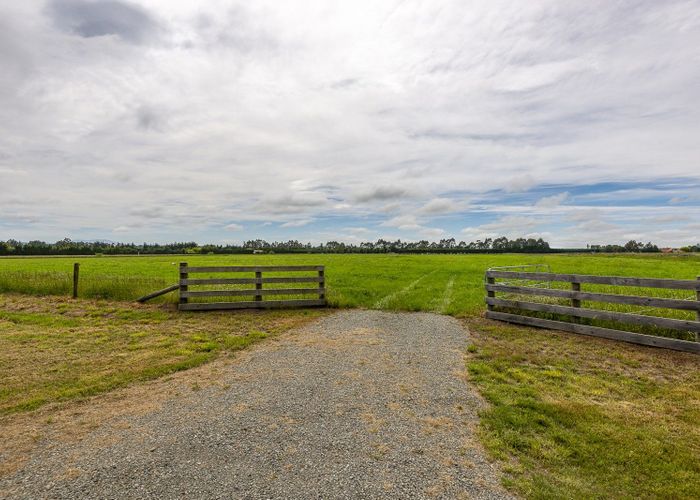  at 16 Howsons Road, Cust, Cust