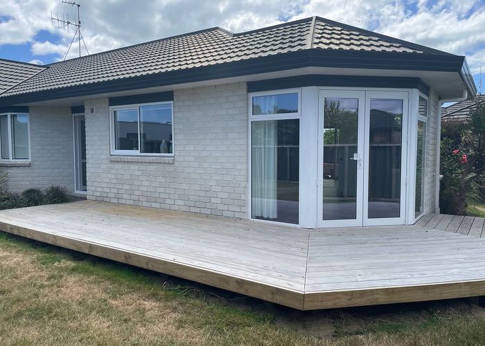  at 2 Taranui Way, Paraparaumu Beach, Paraparaumu