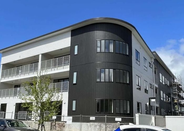  at 13A/132 Stancombe Road, Flat Bush, Manukau City, Auckland