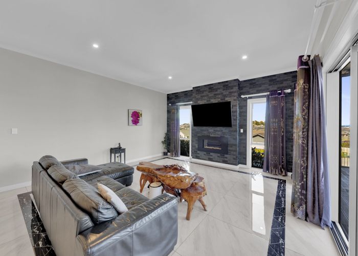  at 10 Glaisdale Crescent, Flagstaff, Hamilton, Waikato