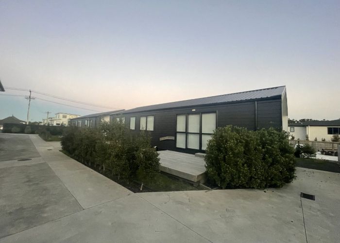  at 2/143 Bucklands Beach Road, Bucklands Beach, Manukau City, Auckland