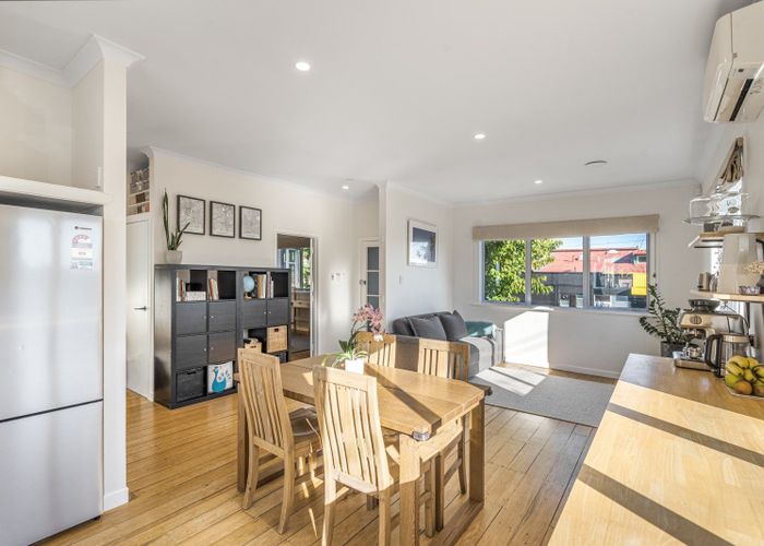  at 1/886 Dominion Road, Mount Eden, Auckland City, Auckland