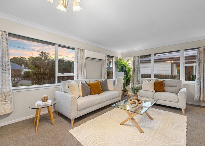  at 1/14 Farquhars Road, Redwood, Christchurch City, Canterbury