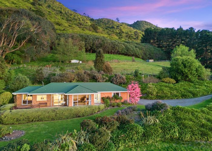  at 227 Huia Street, Waikanae, Waikanae