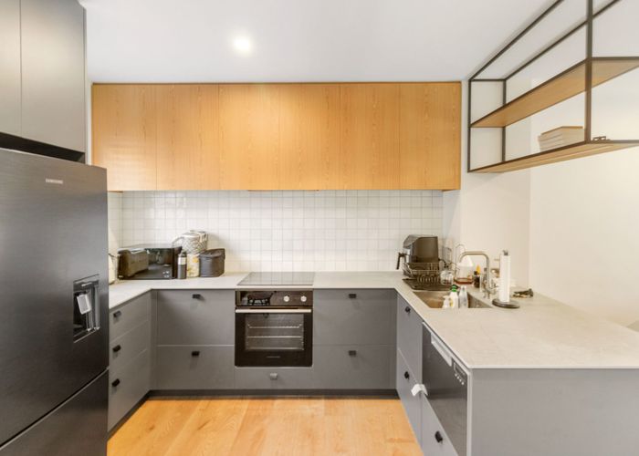  at 6/7 Boyd Avenue, Mangere Bridge, Manukau City, Auckland