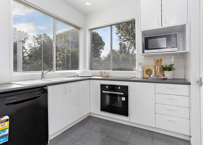  at 4A Kawau Road, Greenlane, Auckland City, Auckland