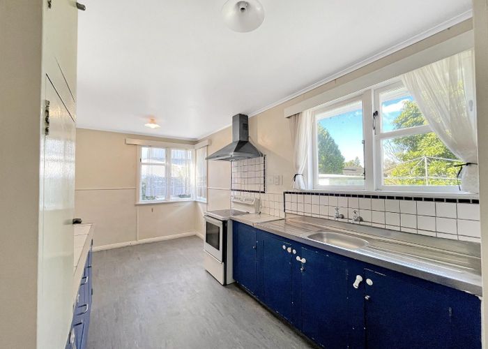  at 11 Manawatu Street, Hokowhitu, Palmerston North, Manawatu / Whanganui