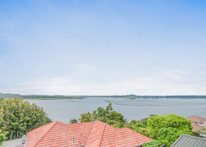  at 40 Aldersgate Road, Hillsborough, Auckland