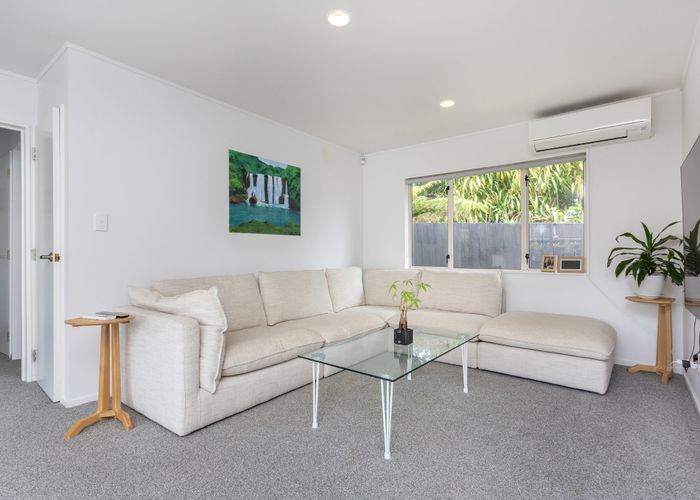  at 2/6 Aliford Ave, One Tree Hill, Auckland City, Auckland