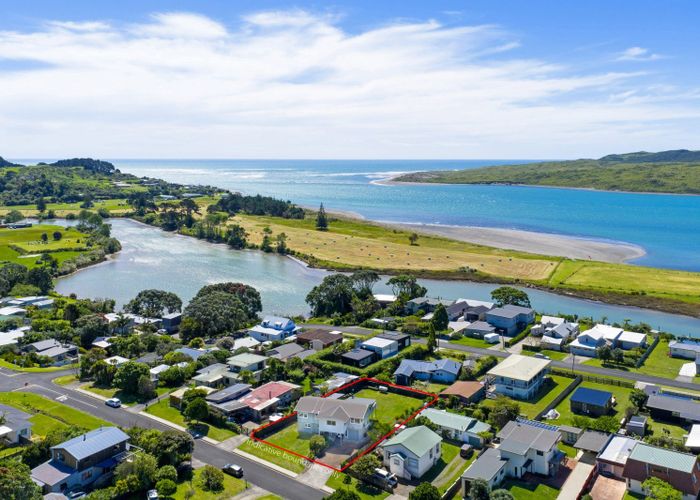  at 19 Taipari Avenue, Raglan, Raglan