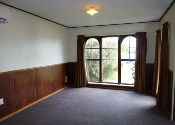  at 12 Brookby Crescent, Avonhead, Christchurch City, Canterbury