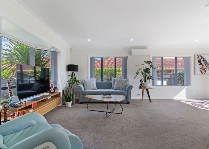  at 45 Roy Maloney Drive, Henderson, Auckland