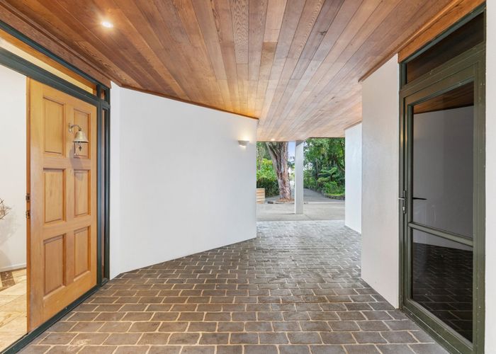  at 9 The Knoll, Greenhithe, North Shore City, Auckland