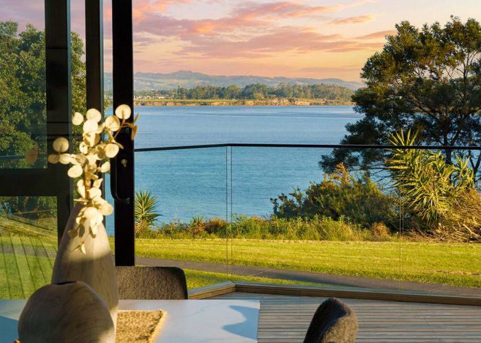  at 114D Carnoustie Drive, Wattle Downs, Manukau City, Auckland