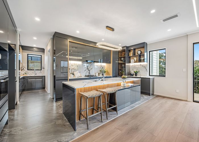  at 21 Puia Street, Papatoetoe, Manukau City, Auckland