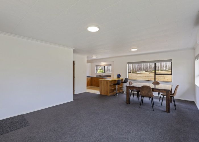  at 2 Squire Place, Blagdon, New Plymouth, Taranaki