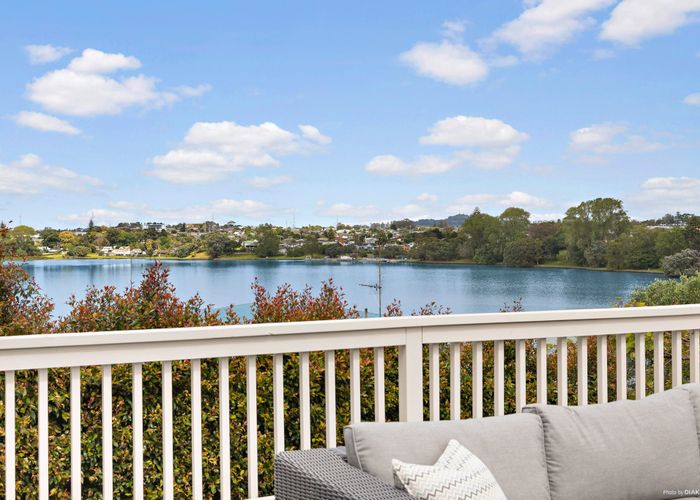  at 32 Domain Road, Panmure, Auckland