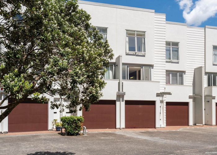  at 21/852 Mount Eden Road, Three Kings, Auckland City, Auckland