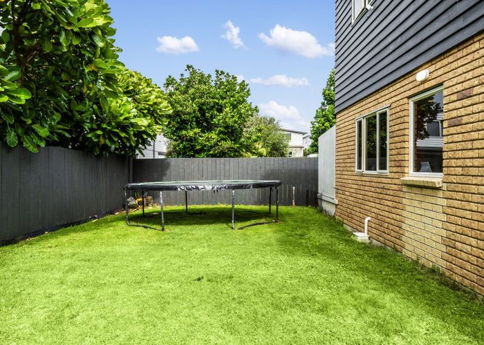  at 5B Kawau Road, Greenlane, Auckland