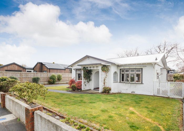  at 19 Brightwater Terrace, Terrace End, Palmerston North, Manawatu / Whanganui