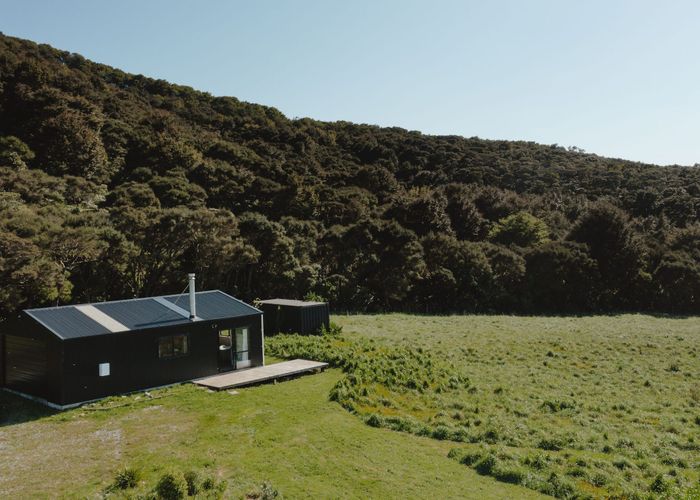  at 1758 Western Lake Road, Western Lake, Featherston