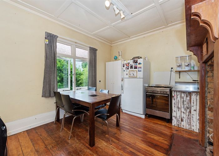  at 5 Marshall Street, Fairfield, Hamilton