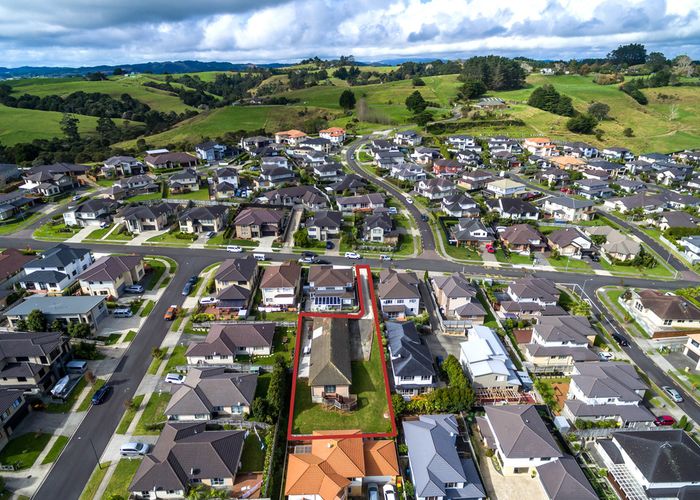  at 128 Jeffs Road, Flat Bush, Auckland