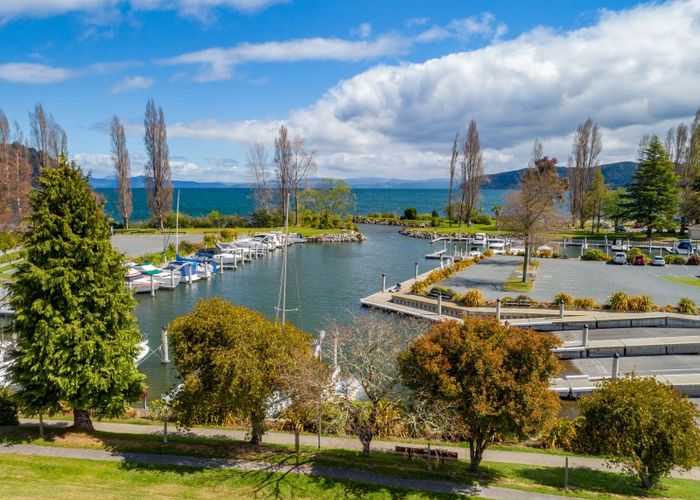  at 44 Marina Terrace, Kinloch, Taupō