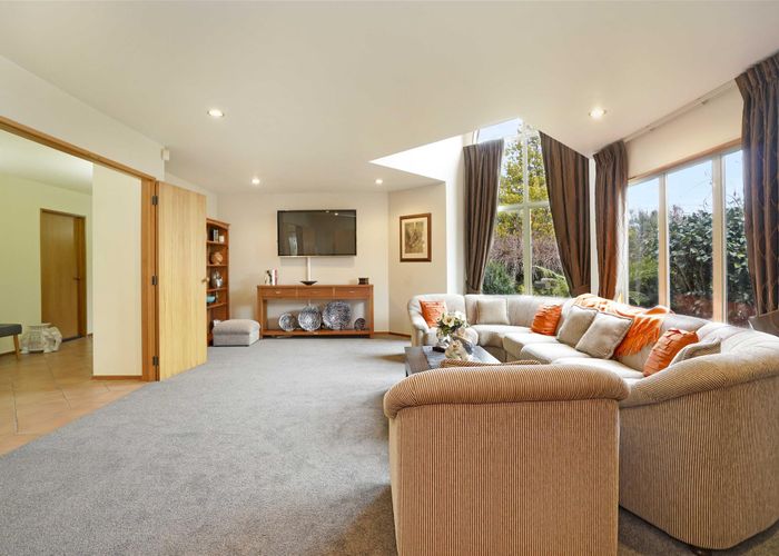  at 31 Harrowfield Drive, Harrowfield, Hamilton