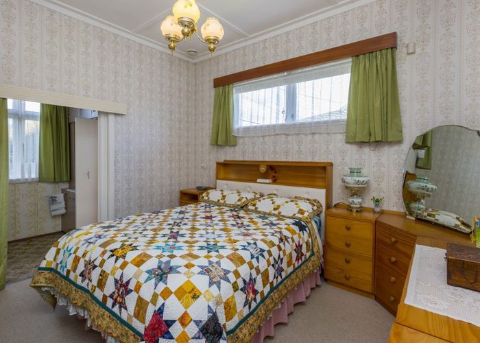  at 90 Ararino Street, Trentham, Upper Hutt
